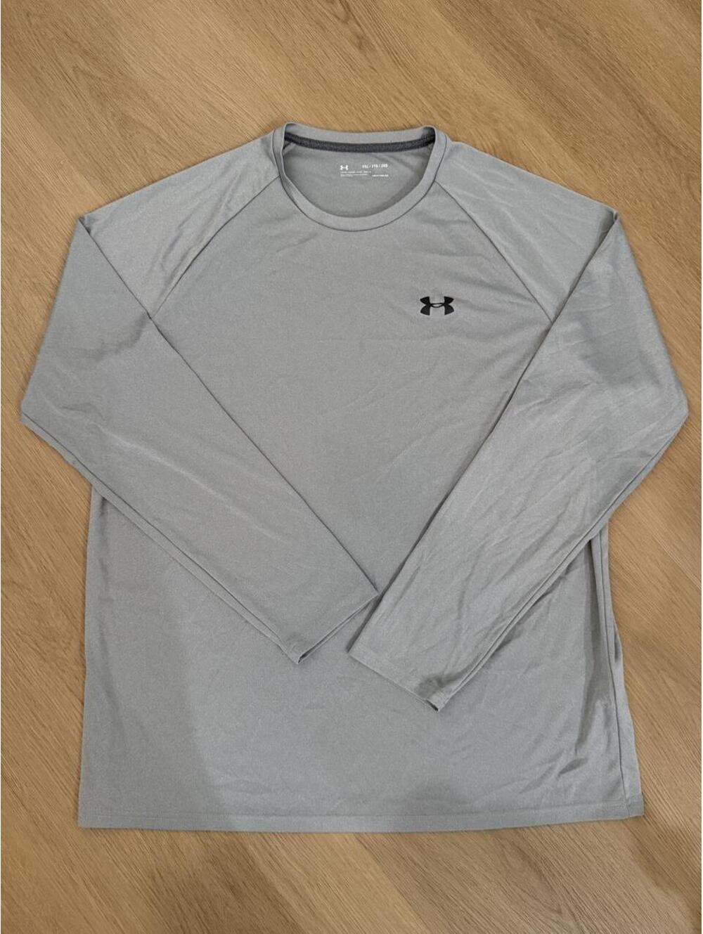 Under Armour HeatGear Long Sleeve Shirt Light Grey 2XL Athletic Baselayer